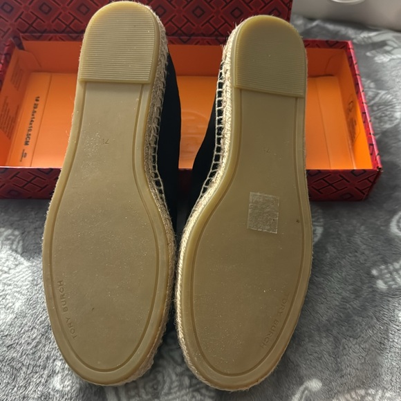 Tory Burch embellished espadrille. US size 7.5 . Black suede. - Picture 3 of 4